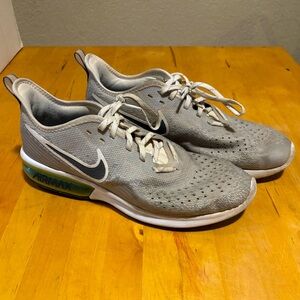 Nike AirMax Grey White Green
Cushioned